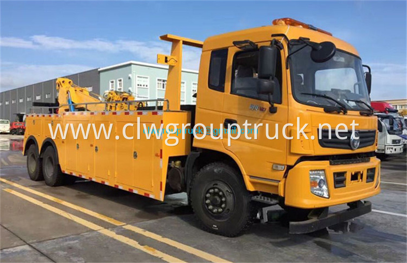 Dongfeng 6x4 Wrecker 2